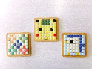 モザイクタイルでコースターをつくろう！